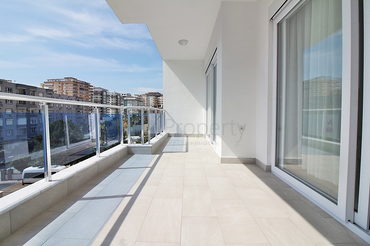 شقة غرفتي نوم وصالة ضمن مجمع سكني قريب من البحر في مهموتلار / الانيا