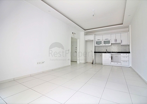 شقة غرفتي نوم وصالة ضمن مجمع سكني قريب من البحر في مهموتلار / الانيا