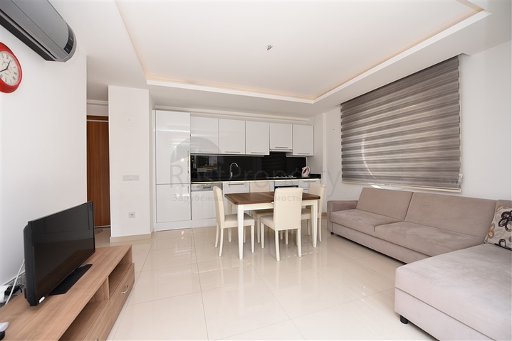 شقق من نوع غرفة نوم وصالة في مجمع مريح في مركز الانيا 