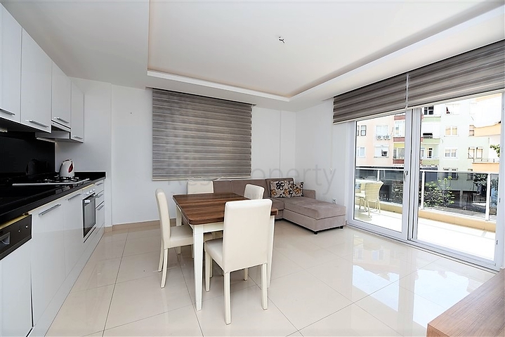 شقق من نوع غرفة نوم وصالة في مجمع مريح في مركز الانيا 