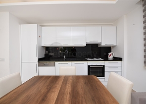 شقق من نوع غرفة نوم وصالة في مجمع مريح في مركز الانيا 