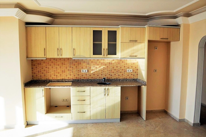 دوبلكس باطلالة بحرية - 4 غرف وصالة - مهموتلار / الانيا 