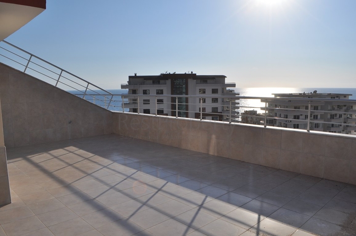 دوبلكس باطلالة بحرية - 4 غرف وصالة - مهموتلار / الانيا 