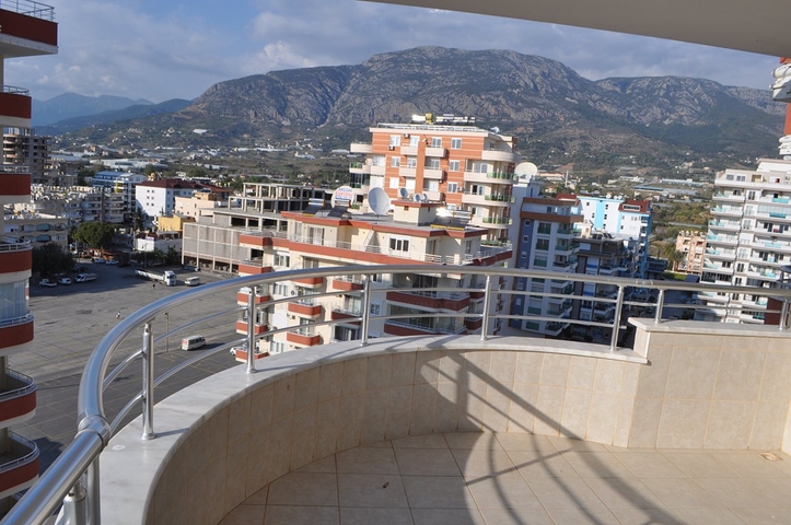 دوبلكس باطلالة بحرية - 4 غرف وصالة - مهموتلار / الانيا 