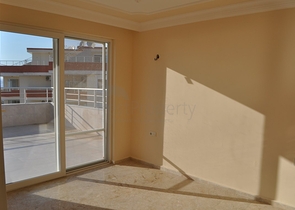 دوبلكس باطلالة بحرية - 4 غرف وصالة - مهموتلار / الانيا 