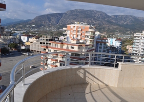 دوبلكس باطلالة بحرية - 4 غرف وصالة - مهموتلار / الانيا 