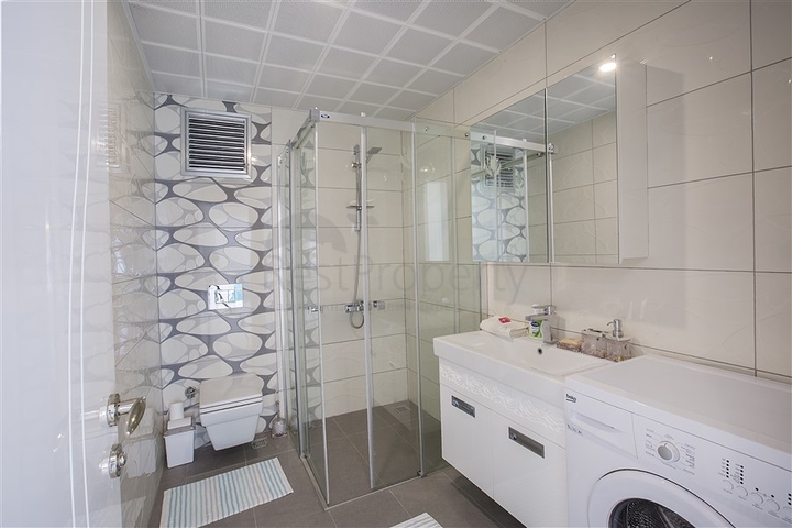 شقق ودوبلكس ضمن مجمع سكني حديث في مهموتلار / الانيا 