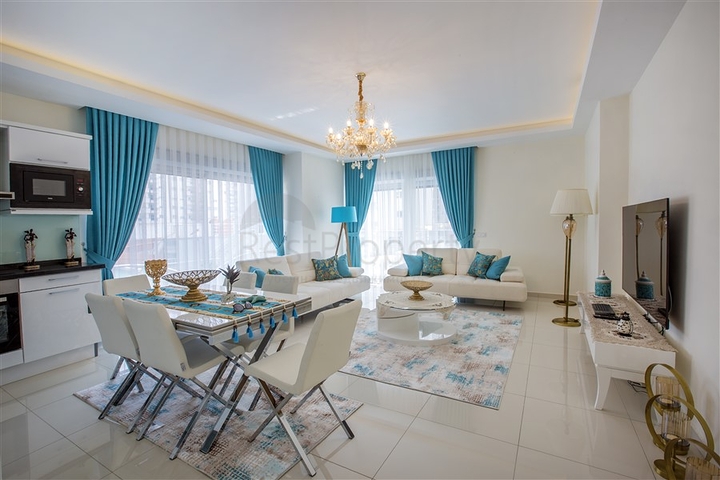 شقق ودوبلكس ضمن مجمع سكني حديث في مهموتلار / الانيا 