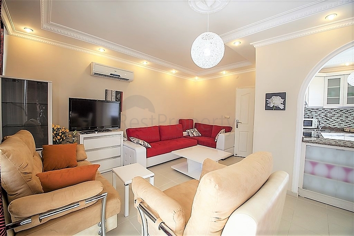 شقة دوبلكس مؤثثة من نوع 3 غرف وصالة 