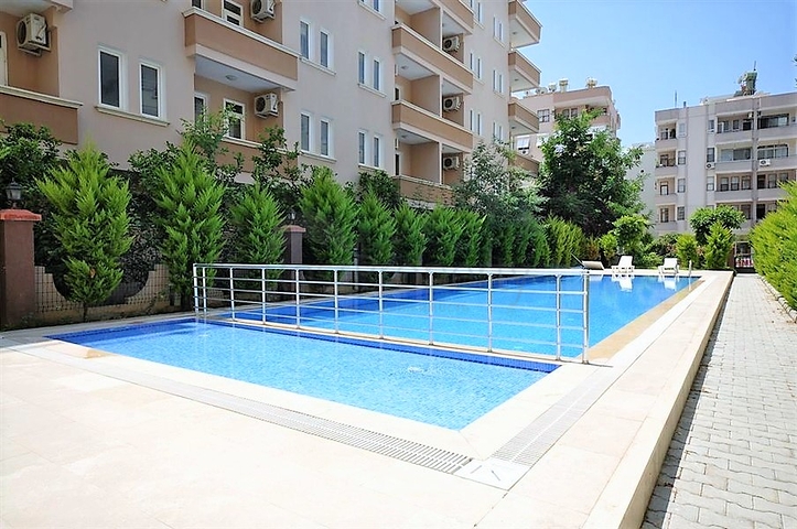 بسعر مخفض - شقة غرفة نوم وصالة للبيع في مهموتلار - الانيا 