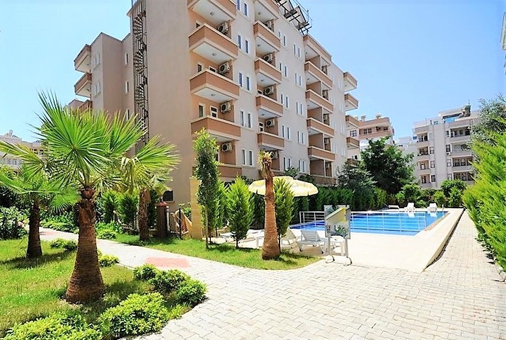 بسعر مخفض - شقة غرفة نوم وصالة للبيع في مهموتلار - الانيا 