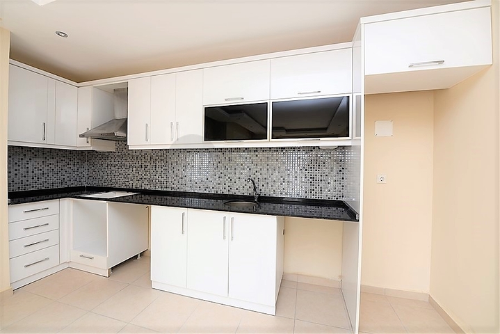 بسعر مخفض - شقة غرفة نوم وصالة للبيع في مهموتلار - الانيا 