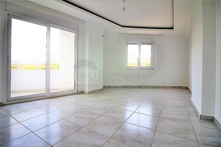 غرفة نوم وصالة بسعر مميز في مهموتلار - الانيا 