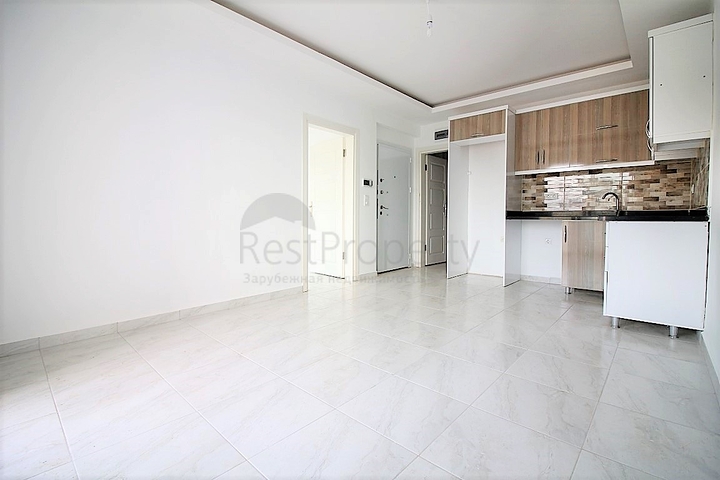 غرفة نوم وصالة بسعر مميز في مهموتلار - الانيا 