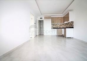 غرفة نوم وصالة بسعر مميز في مهموتلار - الانيا 