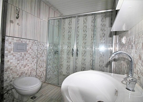 غرفة نوم وصالة بسعر مميز في مهموتلار - الانيا 