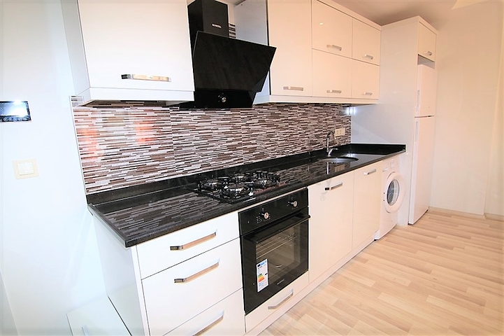 غرفة نوم وصالة بالقرب من البحر في الانيا - منطقة مهموتلار 