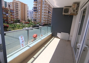 غرفة نوم وصالة بالقرب من البحر في الانيا - منطقة مهموتلار 