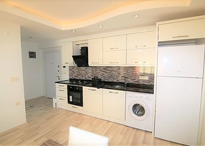 غرفة نوم وصالة بالقرب من البحر في الانيا - منطقة مهموتلار 