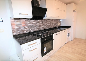 غرفة نوم وصالة بالقرب من البحر في الانيا - منطقة مهموتلار 