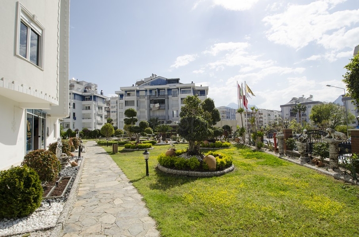 شقة 2 + 1 مع أثاث في مجمع نظام فندقي في أنطاليا