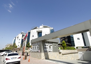 شقة 2 + 1 مع أثاث في مجمع نظام فندقي في أنطاليا