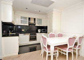 شقة 2 + 1 مع أثاث في مجمع نظام فندقي في أنطاليا