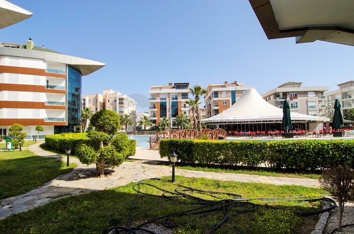 شقة 1 + 1 في مجمع مع البنية التحتية الفندقية 450 م إلى البحر