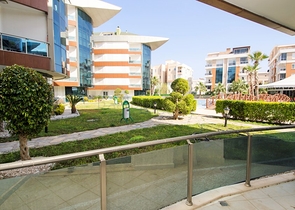 شقة 1 + 1 في مجمع مع البنية التحتية الفندقية 450 م إلى البحر