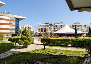 شقة 1 + 1 في مجمع مع البنية التحتية الفندقية 450 م إلى البحر