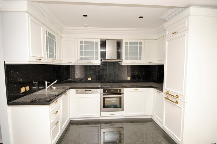 شقة جديدة 2 + 1 على مسافة قريبة من البحر