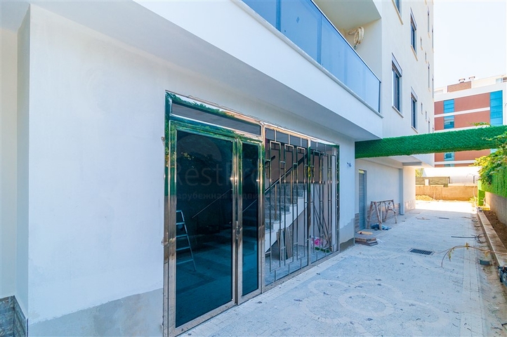 مجمع سكني حديث قريب من البحر في كاستل / الانيا 