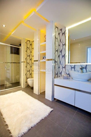 شقق فاخرة باطلالة بحرية ضمن مجمع حديث في كارجي جاك / الانيا 