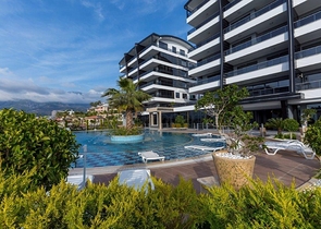 شقق فاخرة باطلالة بحرية ضمن مجمع حديث في كارجي جاك / الانيا 