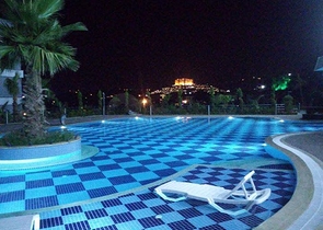 شقق فاخرة باطلالة بحرية ضمن مجمع حديث في كارجي جاك / الانيا 