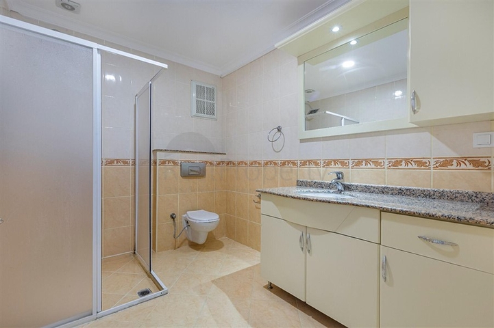 شقة غرفتين وصالة - مطبخ منفصل - مفروشة - في مهموتلار / الانيا 