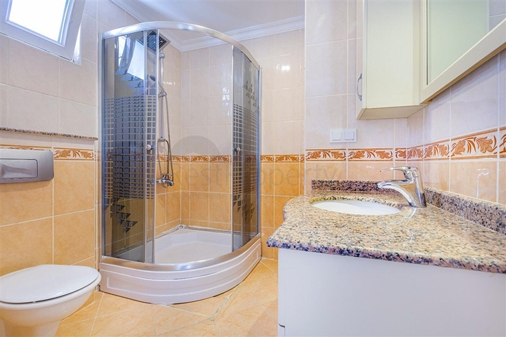 شقة غرفتين وصالة - مطبخ منفصل - مفروشة - في مهموتلار / الانيا 