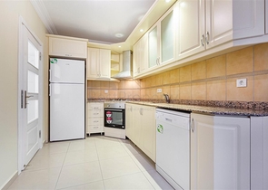 شقة غرفتين وصالة - مطبخ منفصل - مفروشة - في مهموتلار / الانيا 