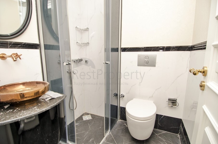 شقة دوبلكس 3 + 1 5 دقائق سيرا على الأقدام من البحر وشواطئ كونيالتي