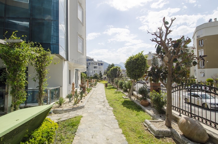 شقة دوبلكس 3 + 1 5 دقائق سيرا على الأقدام من البحر وشواطئ كونيالتي