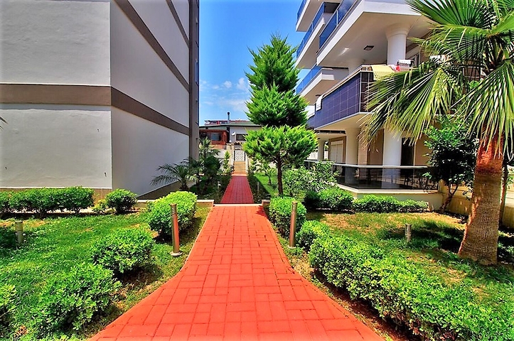 اطلالة بحرية مباشرة _ شقة مفروشة ضمن مجمع سكني فخم في كاستل / الانيا 