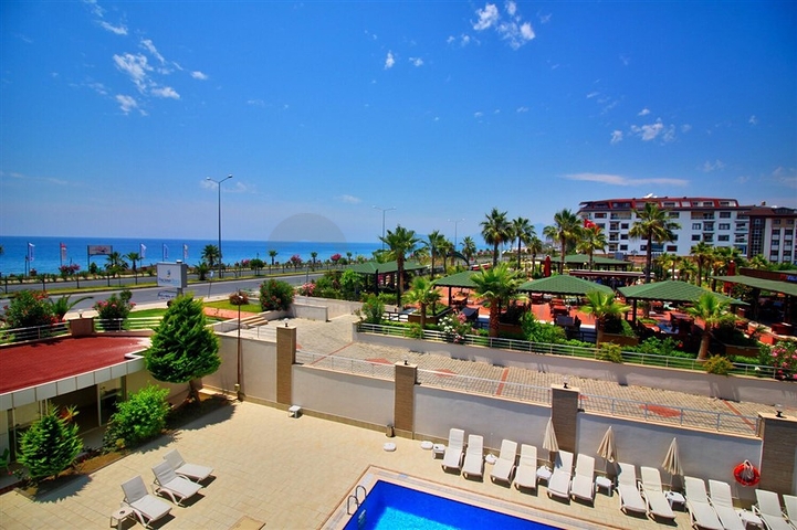 اطلالة بحرية مباشرة _ شقة مفروشة ضمن مجمع سكني فخم في كاستل / الانيا 