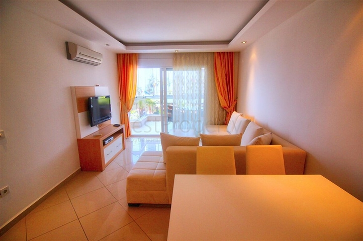 اطلالة بحرية مباشرة _ شقة مفروشة ضمن مجمع سكني فخم في كاستل / الانيا 