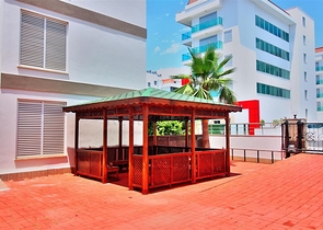 اطلالة بحرية مباشرة _ شقة مفروشة ضمن مجمع سكني فخم في كاستل / الانيا 