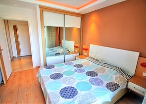 اطلالة بحرية مباشرة _ شقة مفروشة ضمن مجمع سكني فخم في كاستل / الانيا 