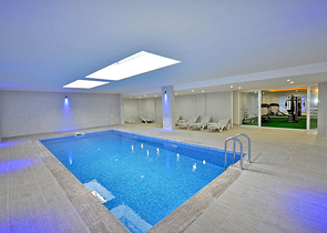 اطلالة بحرية مباشرة _ شقة مفروشة ضمن مجمع سكني فخم في كاستل / الانيا 