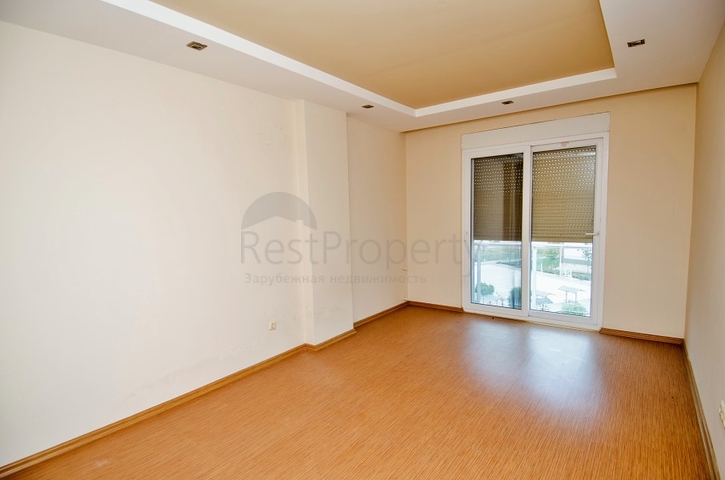 بنتهاوس واسع 4 + 2 في أونجالي كونيالتي أنطاليا