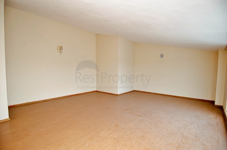 بنتهاوس واسع 4 + 2 في أونجالي كونيالتي أنطاليا