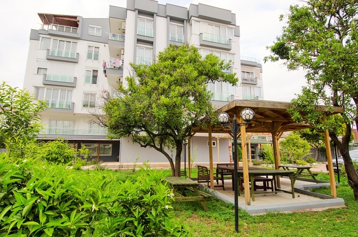 بنتهاوس واسع 4 + 2 في أونجالي كونيالتي أنطاليا