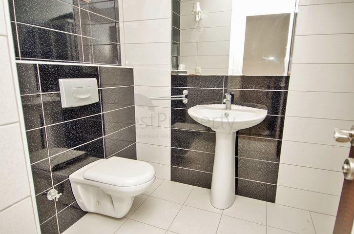 بنتهاوس واسع 4 + 2 في أونجالي كونيالتي أنطاليا